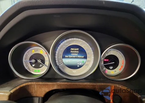 2014 Mercedes-Benz E 350 4Matic z USA, uszkodzony, nr VIN WDDHF8JB8EA797590